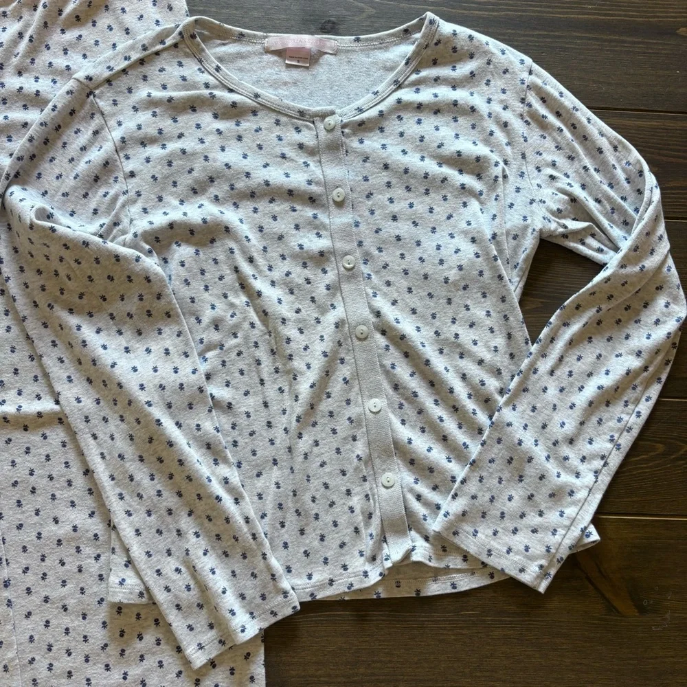 Victoria’s Secret Pajama Set Grey Blue Ditsy Floral 100% Cotton Cozy Sleepwear S - Picture 3 of 10